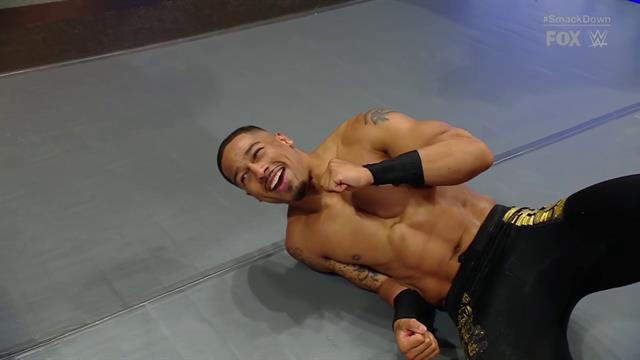 Hayes derrotó a Baron Corbin en la primera ronda del King of the Ring: SmackDown
