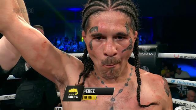 Perez derrota a Mike Livingston por nocaut técnico: BKFC