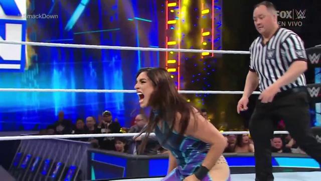 Raquel dominó a Sonya Deville: WWE SmackDown