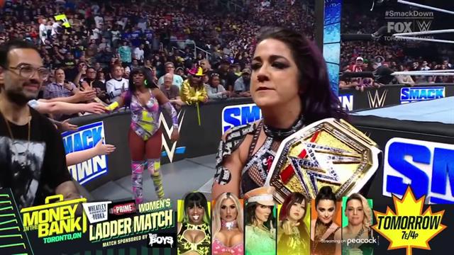 Bayley vence a Piper Niven: SmackDown