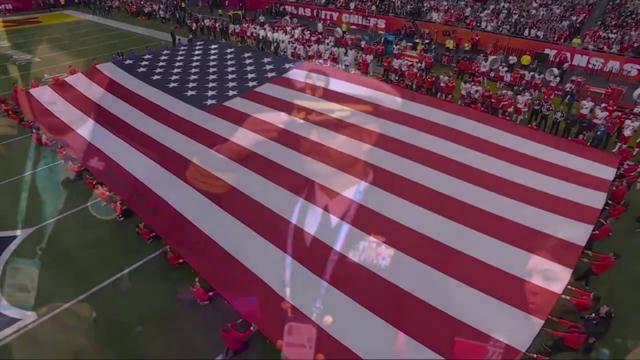 Retumbó 'The Star-Spangled Banner' en Arizona: NFL
