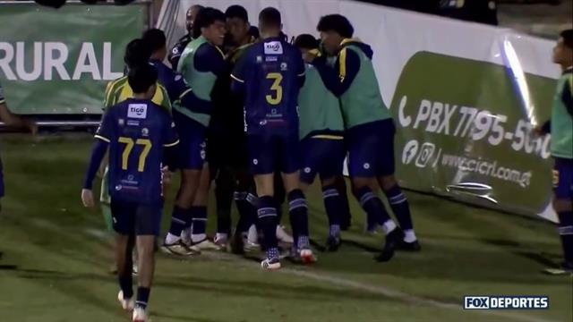 Gol, Xinabajul  1-2 Cobán Imperial: Liga de Guatemala