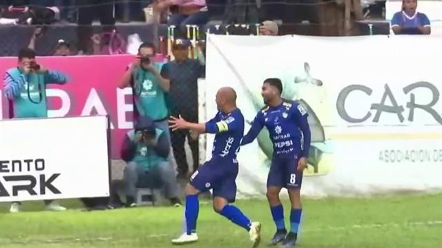 Gol, Cobán Imperial 2-0 Comunicaciones FC: Liga de Guatemala