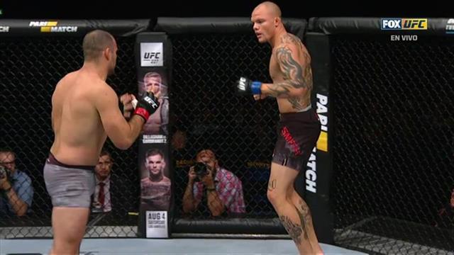 UFC: Momento de la pelea, Shogun vs Smith